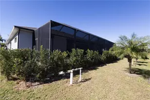 713 NW 37th Ave, Cape Coral, FL 33993 - Photo 43