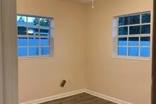 382 Ottumwa Ave, Fort Myers, FL 33905 - Photo 9