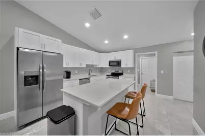 1006 Albert Ave, Lehigh Acres, FL 33971 - Photo 5