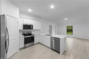 31 NW 25th Terrace, Cape Coral, FL 33993 - Photo 7