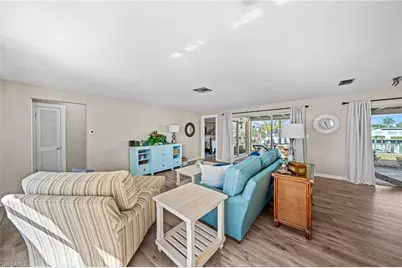 405 Bayshore Dr, Cape Coral, FL 33904 - Photo 7