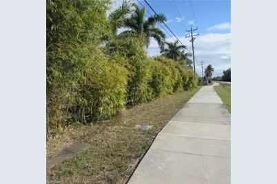 8390 Stringfellow Rd, Saint James City, FL 33956 - Photo 21