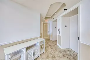 2090 W First St, Fort Myers, FL 33901 - Photo 5