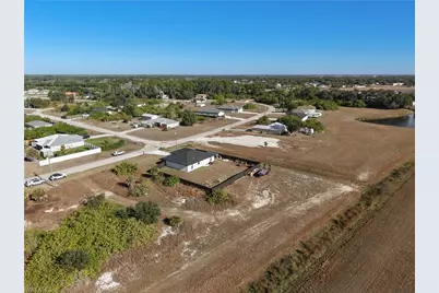 3045 E Briarwood Cir, Labelle, FL 33935 - Photo 25