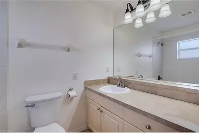 2221 NE 15th Ln, Cape Coral, FL 33909 - Photo 25