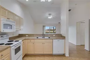 2221 NE 15th Ln, Cape Coral, FL 33909 - Photo 15