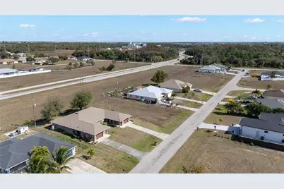 2221 NE 15th Ln, Cape Coral, FL 33909 - Photo 29