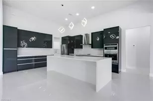 243 SW 24th Pl, Cape Coral, FL 33991 - Photo 5