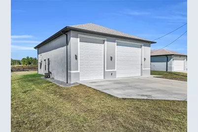 1113 Elegans St E, Lehigh Acres, FL 33974 - Photo 3