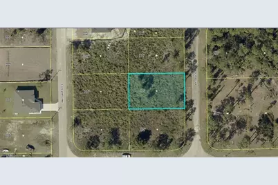 820 Bajo Ave S, Lehigh Acres, FL 33974 - Photo 1