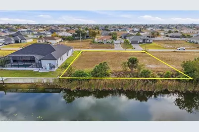 932 NW 9th Ave, Cape Coral, FL 33993 - Photo 11