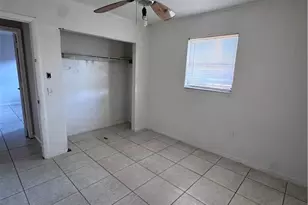 764 108th Ave N, Naples, FL 34108 - Photo 9