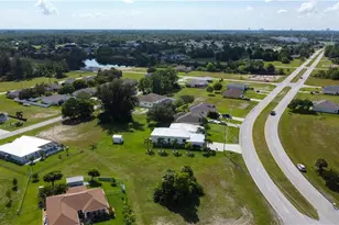 4239 E Gator Cir, Cape Coral, FL 33909 - Photo 5