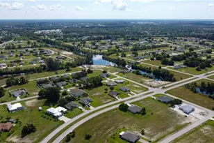 4239 E Gator Cir, Cape Coral, FL 33909 - Photo 25