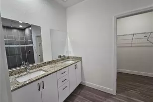 8059 Sherwood Cir, Labelle, FL 33935 - Photo 11