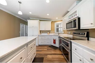 291 Boros Dr, North Fort Myers, FL 33903 - Photo 11