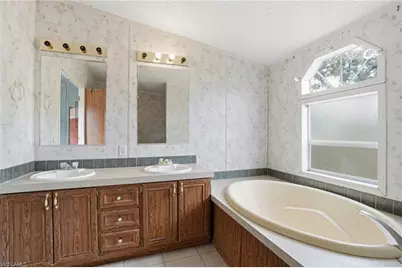 580 Brittany Ln, Labelle, FL 33935 - Photo 13