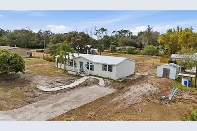 580 Brittany Ln, Labelle, FL 33935 - Photo 3