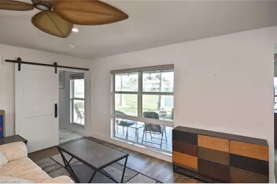 4299 Island Cir #4, Fort Myers, FL 33919 - Photo 9