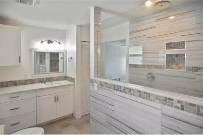 4299 Island Cir #4, Fort Myers, FL 33919 - Photo 19