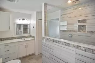 4299 Island Cir, Fort Myers, FL 33919 - Photo 19