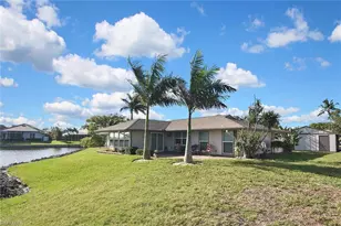 4299 Island Cir, Fort Myers, FL 33919 - Photo 41