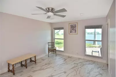 4299 Island Cir #4, Fort Myers, FL 33919 - Photo 15