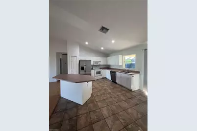 3325 SW 15th Ave, Cape Coral, FL 33914 - Photo 7