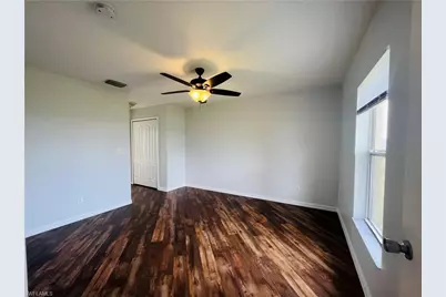 313 NE 30th St, Cape Coral, FL 33909 - Photo 9