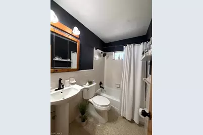 40 Victoria Dr, North Fort Myers, FL 33917 - Photo 23