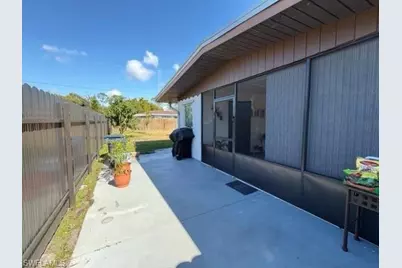 40 Victoria Dr, North Fort Myers, FL 33917 - Photo 35