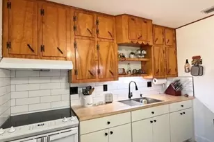 40 Victoria Dr, North Fort Myers, FL 33917 - Photo 13