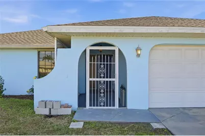 224 SE 31st Ter, Cape Coral, FL 33904 - Photo 7