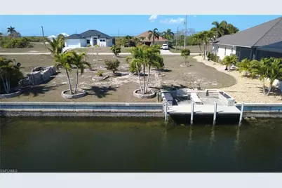 1433 NW 41st Pl, Cape Coral, FL 33993 - Photo 5