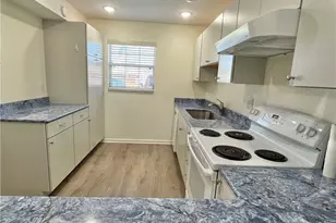 1356 Myerlee Country Club Blvd, Fort Myers, FL 33919 - Photo 7