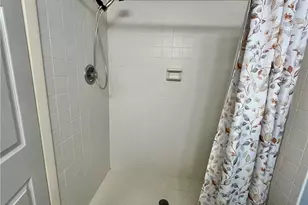 1356 Myerlee Country Club Blvd, Fort Myers, FL 33919 - Photo 25