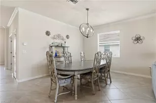 4025 E Hampton Cir, Alva, FL 33920 - Photo 7