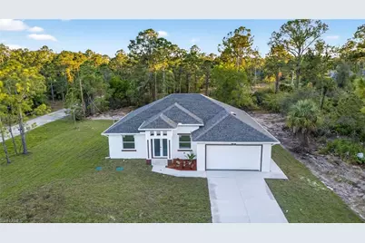 369 Nutmeg St, Lehigh Acres, FL 33972 - Photo 3