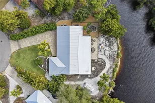 1806 Ibis Ln E, Sanibel, FL 33957 - Photo 29