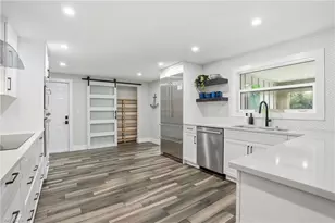 1806 Ibis Ln E, Sanibel, FL 33957 - Photo 15