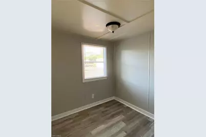 8043 McDaniel Dr, North Fort Myers, FL 33917 - Photo 5