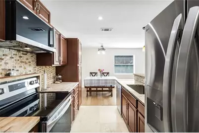 1720 Greenwood Ave, Lehigh Acres, FL 33972 - Photo 9