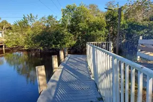 17070 Wayzata Ct, North Fort Myers, FL 33917 - Photo 29