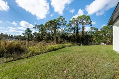922 Sunrise Blvd, Lehigh Acres, FL 33974 - Photo 21