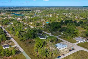 922 Sunrise Blvd, Lehigh Acres, FL 33974 - Photo 5