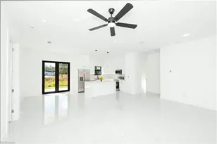 922 Sunrise Blvd, Lehigh Acres, FL 33974 - Photo 11