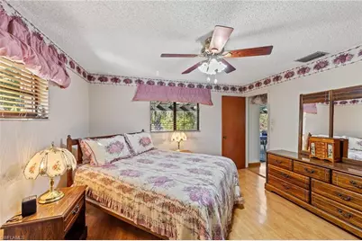 1115 Hibiscus Ave, Lehigh Acres, FL 33972 - Photo 19