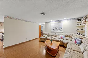 1115 Hibiscus Ave, Lehigh Acres, FL 33972 - Photo 9