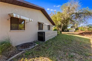 1115 Hibiscus Ave, Lehigh Acres, FL 33972 - Photo 49