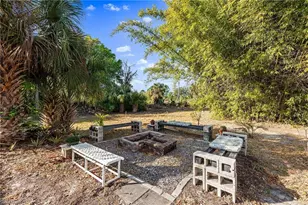 1115 Hibiscus Ave, Lehigh Acres, FL 33972 - Photo 43